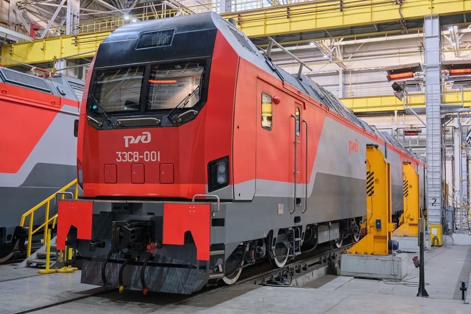 El 3ES8 "Malahit" prestará servicio en el tramo de la línea ferroviaria de Octubre San Petersburgo – Babáyevo – Ust-Luga