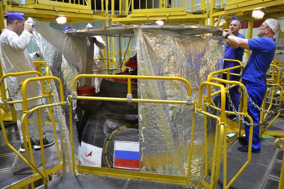 Специалисты РКК «Энергия» после расконсервации осмотрели корабли и проверили состояние их бортовых систем