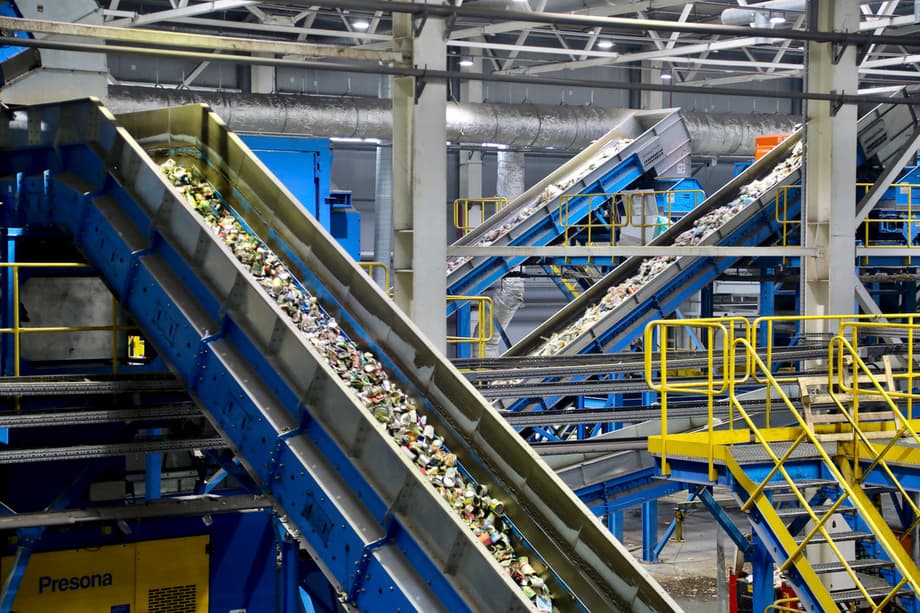 In total, there are 567 vending machines in the Moscow region that collect various recyclables for further processing, and their number is growing