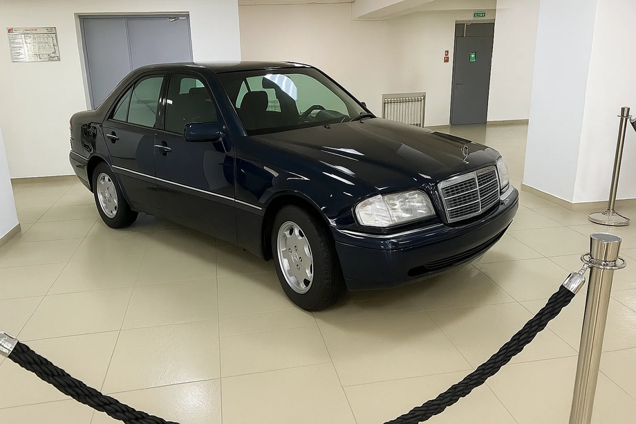 Mercedes C-Class W202