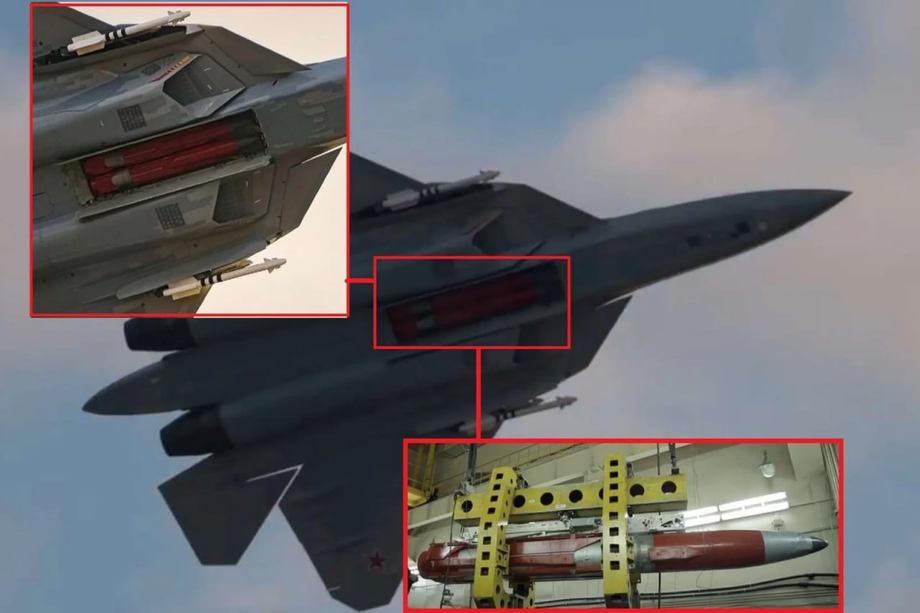 Kh-58UShK missiles in&nbsp;the weapons bay