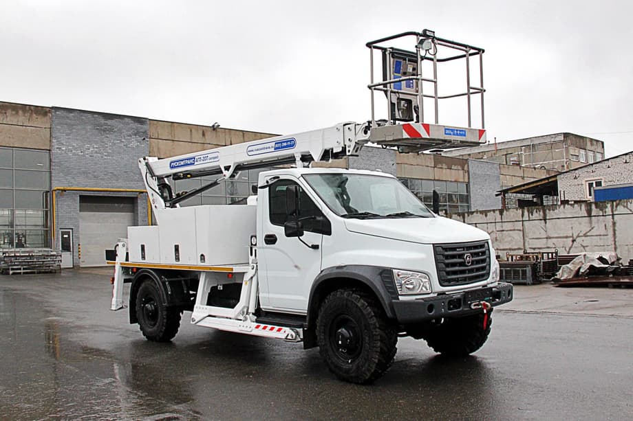 Телескопический подъёмник АГП-20Т на шасси Садко NEXT