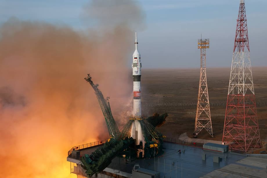 Старт ракеты «Союз-2.1а» 