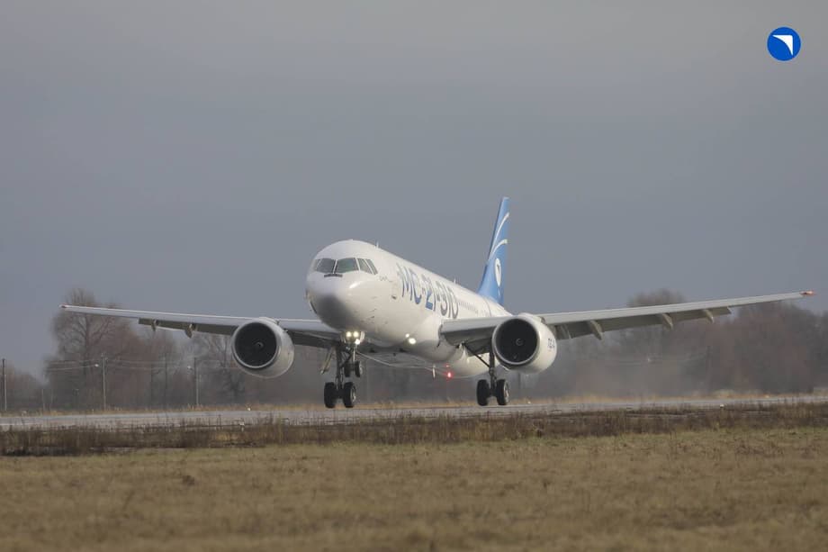 Среднемагистральный самолёт МС-21