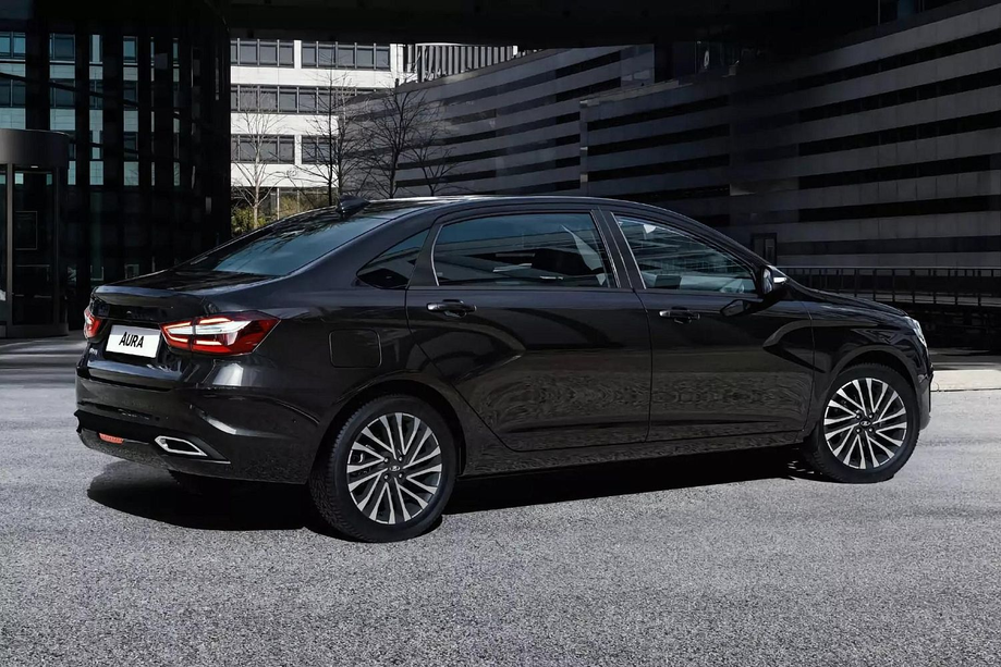 Lada Aura