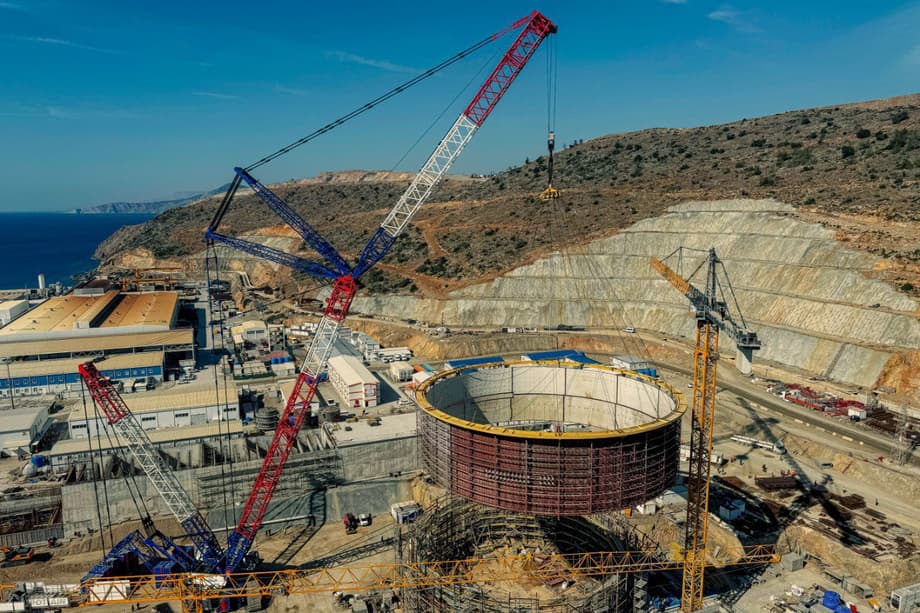 La central nuclear "Akkuyu" en construcción en Turkey
