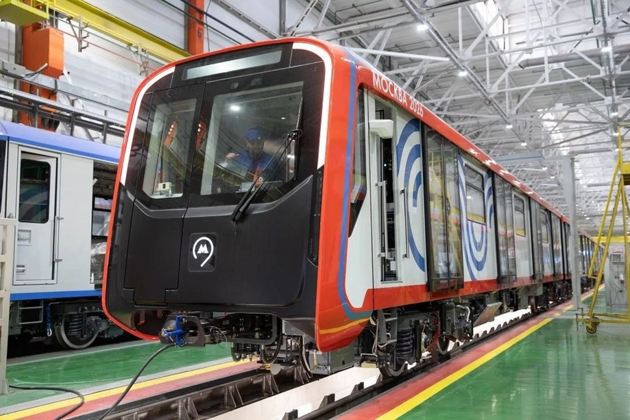 81-776 series car