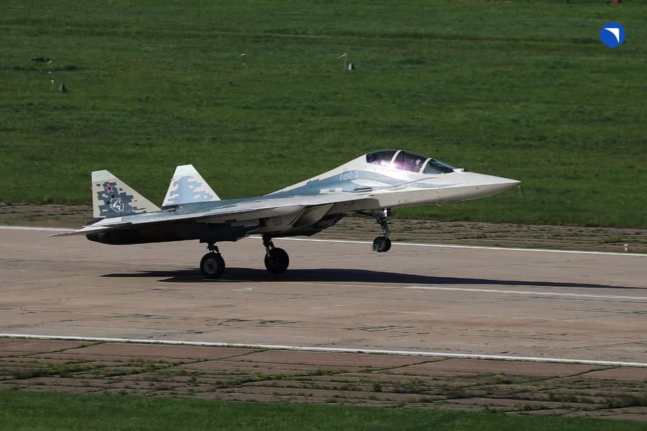 Двухместный Су-57