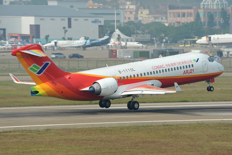 COMAC C909