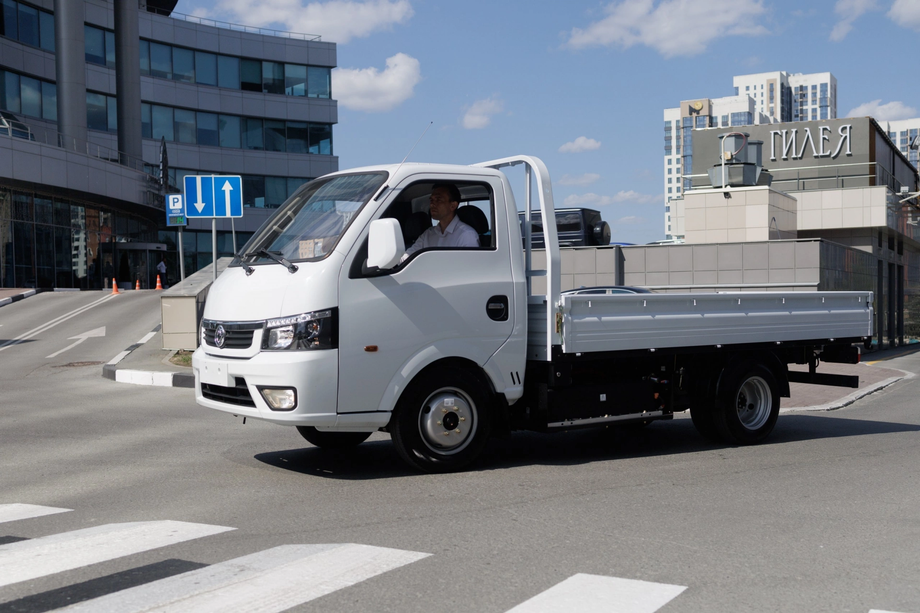 Dongfeng EV200