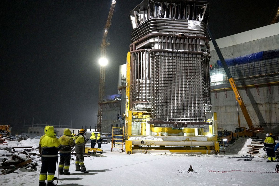 Металлическая оболочка периферийной полости реактора БРЕСТ-ОД-300