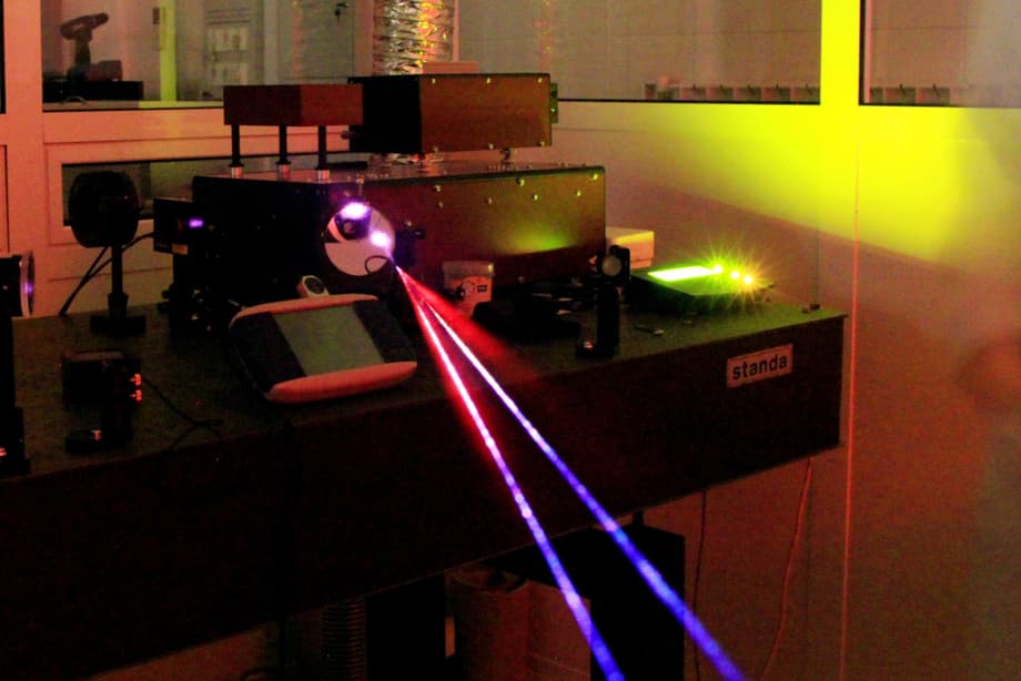 Continuous spectrum white laser at the Institute of High-Current Electronics of the Siberian Branch of the Russian Academy of Sciences