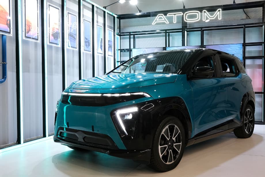 Coche eléctrico «Átomo»