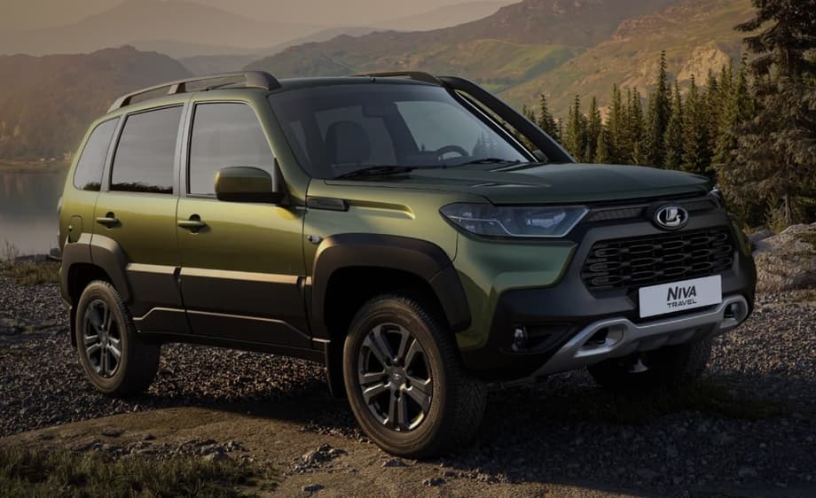 Lada Niva Travel