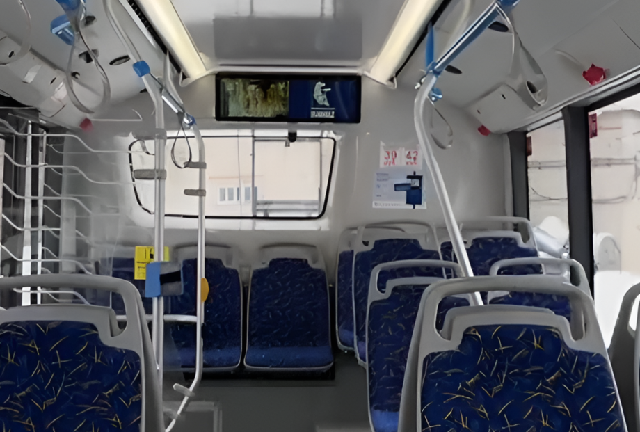 Interior del KamAZ-62825