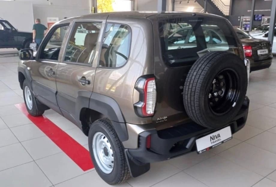 LADA Niva Travel<br>