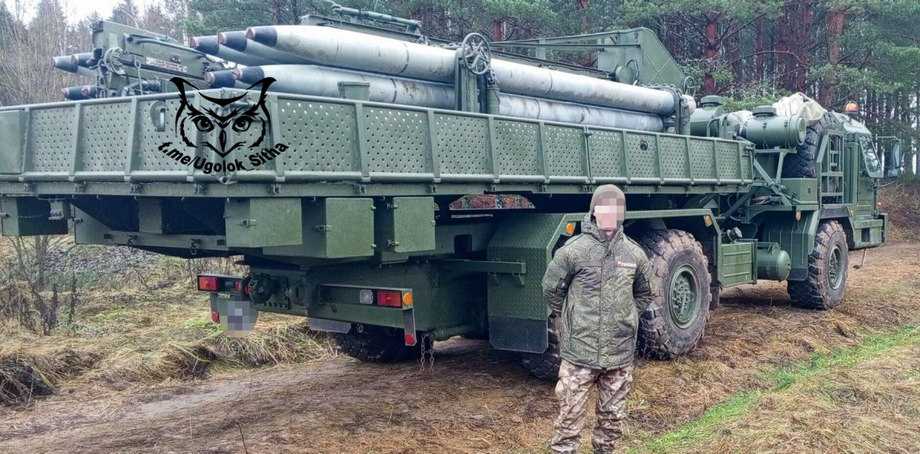 Transport-loading vehicle for the Uragan MLRS on a new chassis 