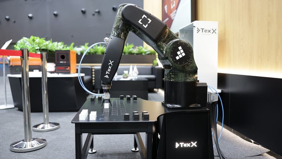 Промышленный манипуляционный робот, разработанный в «РТ-Центре инжиниринга»