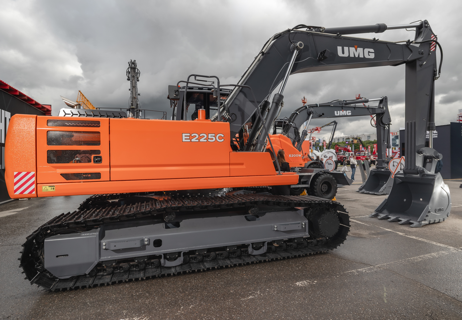 UMG E225C