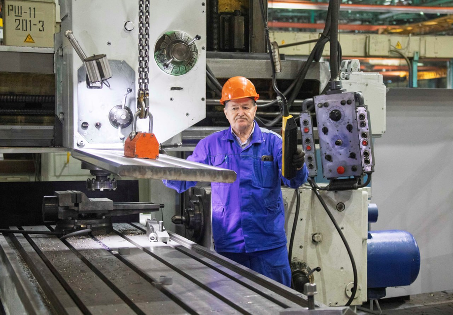 Magnetic grippers at the KamAZ enterprise
