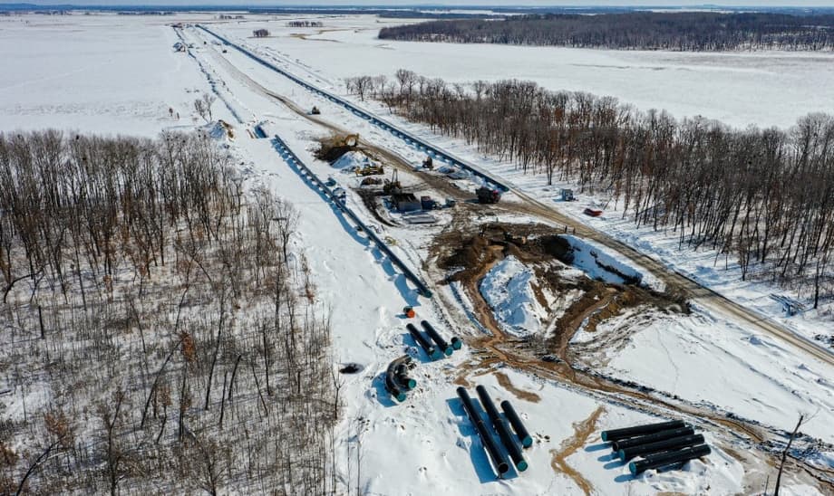 Construction of the Belogorsk - Khabarovsk gas pipeline