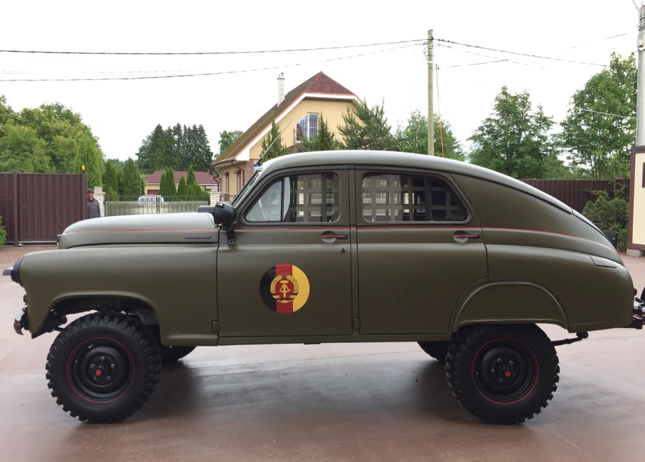 GAZ-M72 "GDR Army"
