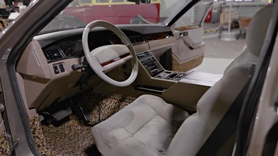 Салон ЗИЛ-4102