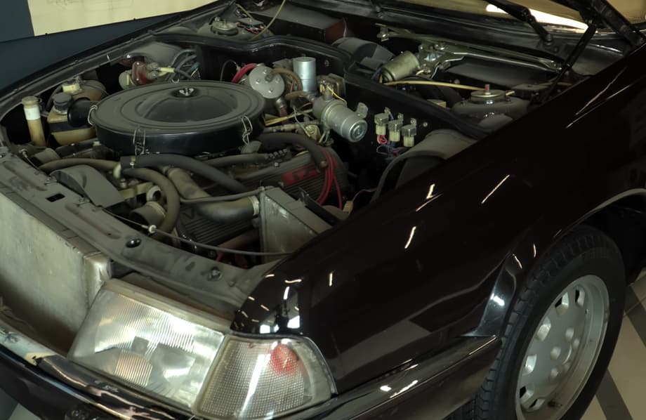 Подкапотное пространство ГАЗ-3105