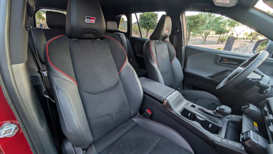 Toyota RAV4 GR Sport
