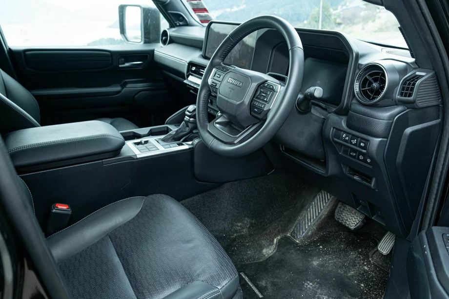 Toyota Land Cruiser Prado 2025