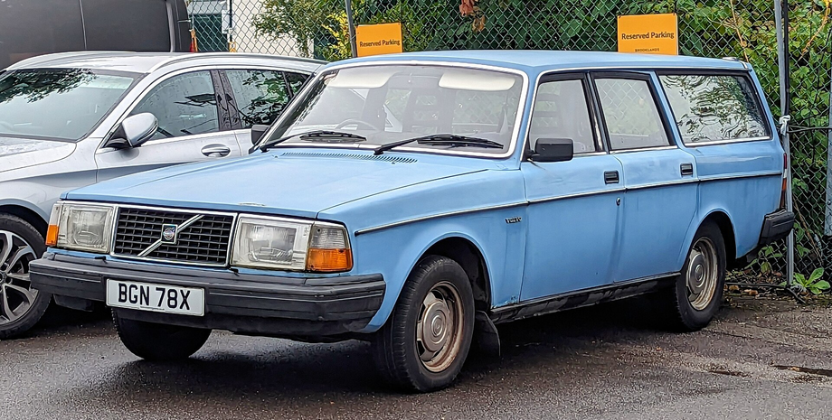 Volvo 245 GL
