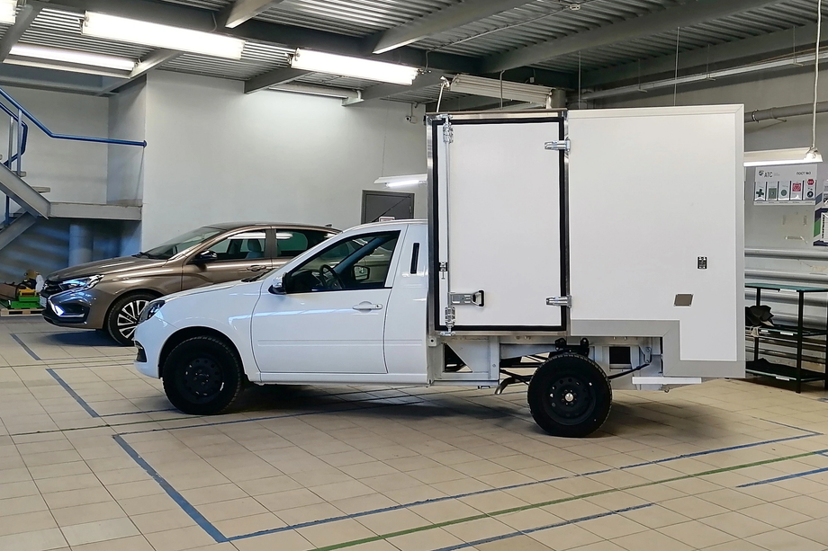 &nbsp;Lada Granta - автолавка