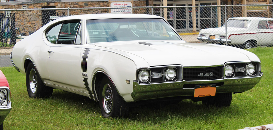 Oldsmobile Cutlass 442