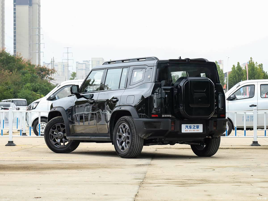 Jetour Traveler 2.0TD XWD Yueye