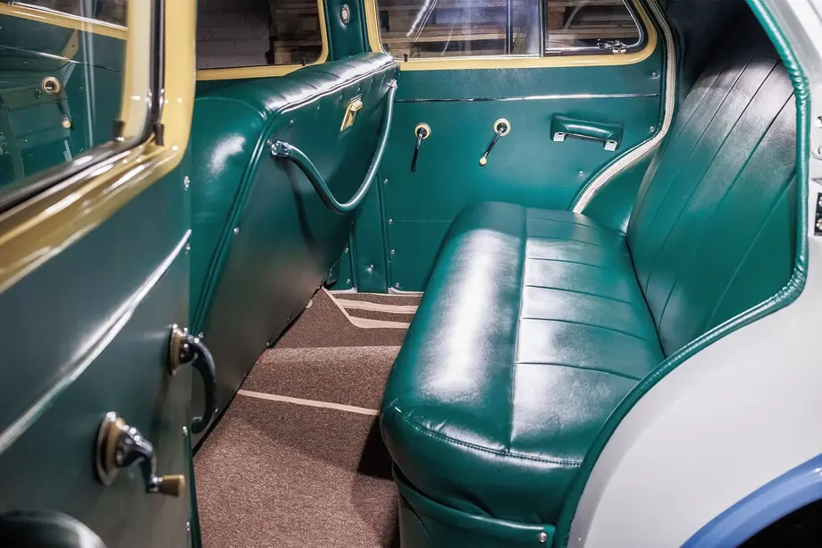 ГАЗ М-20 «Победа»