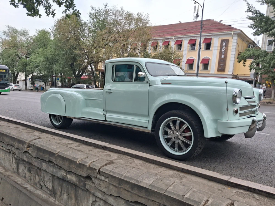 ГАЗ М-20&nbsp;«Победа» с V8 от Porsche 