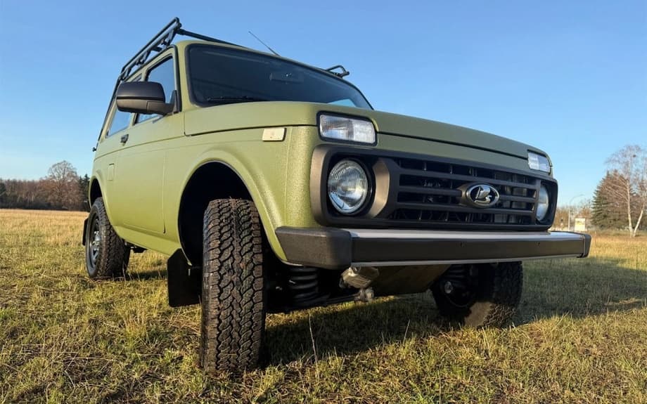 Lada Niva Legend