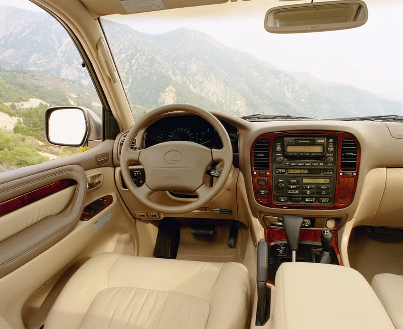 Салон Lexus LX 450