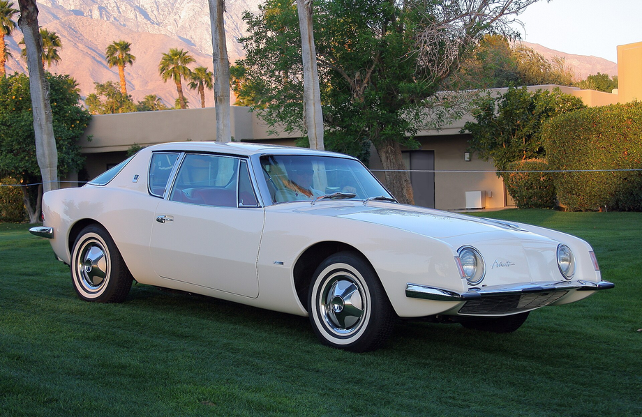 Studebaker Avanti