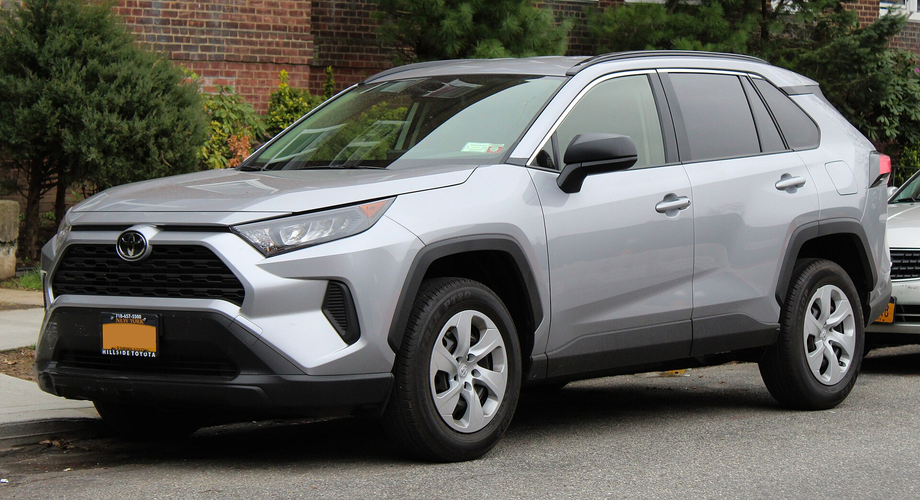 Toyota RAV4 5 поколения