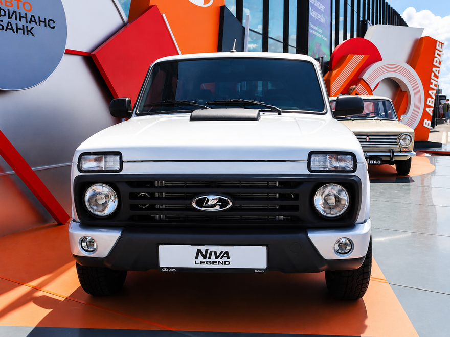 Lada Niva Legend