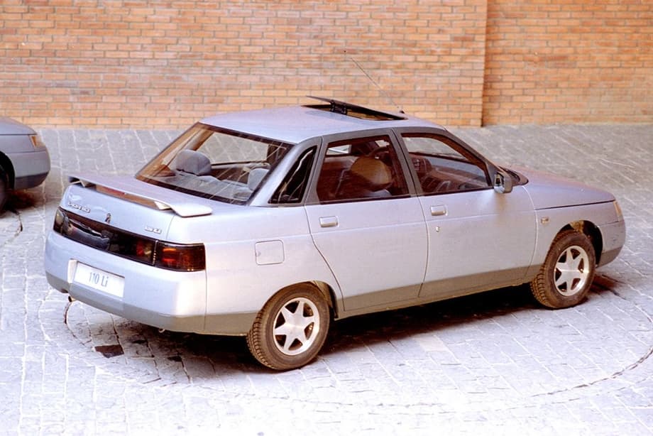 ВАЗ-2110