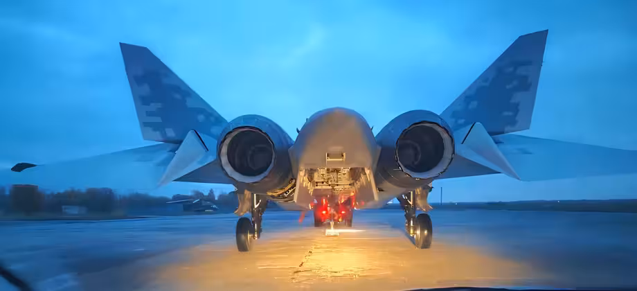 Су-57 с открытым отсеком вооружений