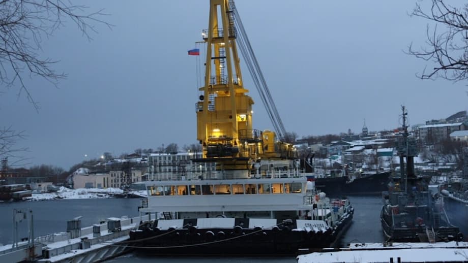 Плавучий кран типа СПК-150