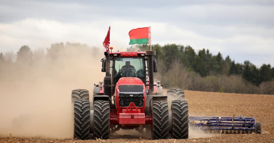 BELARUS 5425