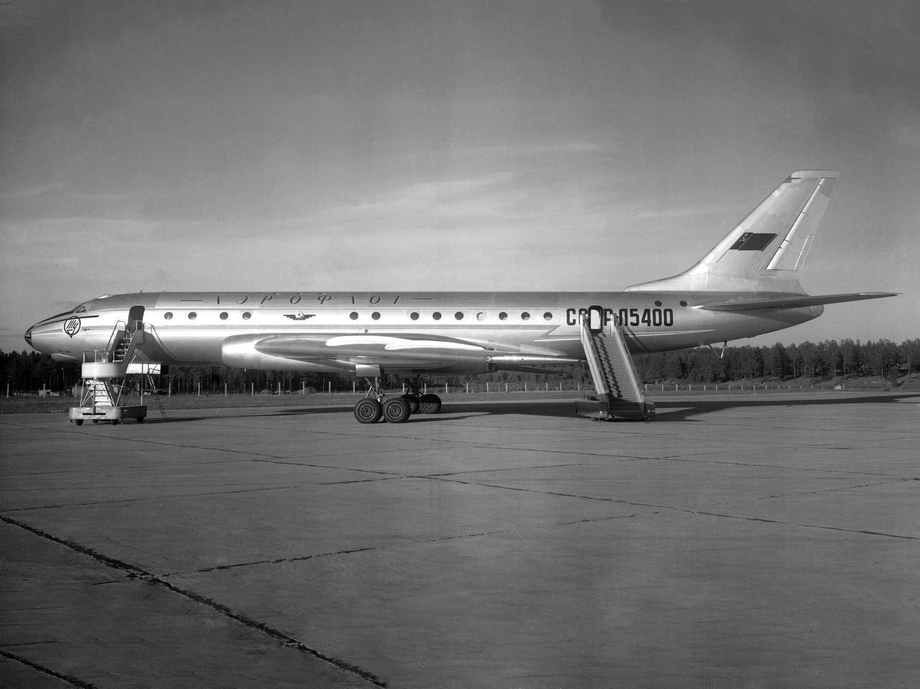Tu-104