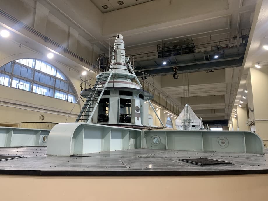 Hidroagregado № 4 en la central hidroeléctrica de Nizhny Novgorod 