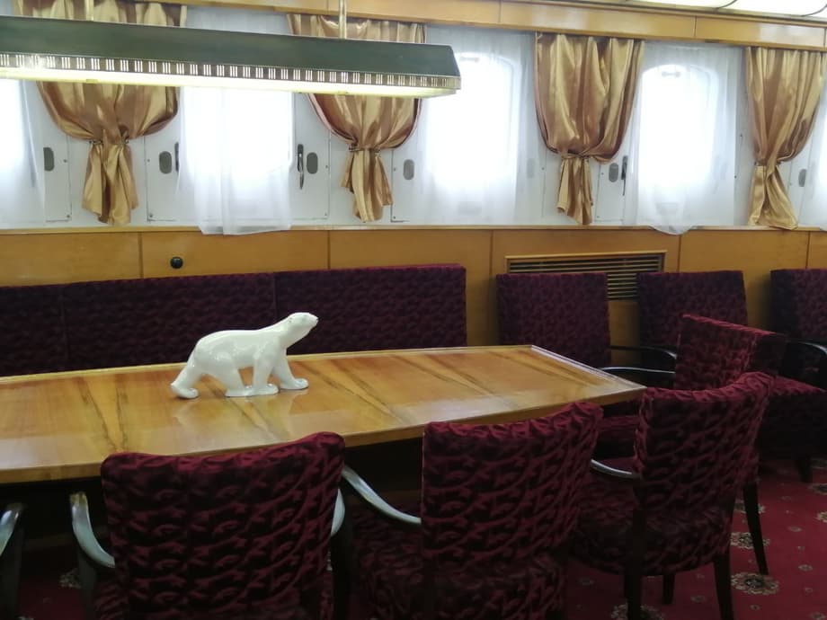 Salón de oficiales