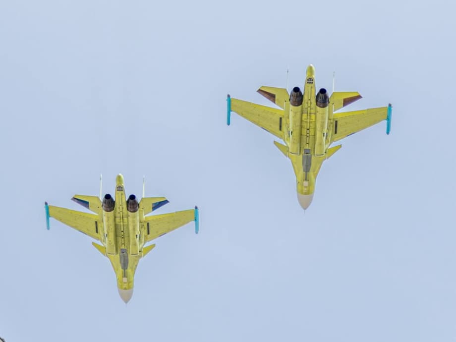 Su-34 fighter test versions spotted at parade in Novosibirsk