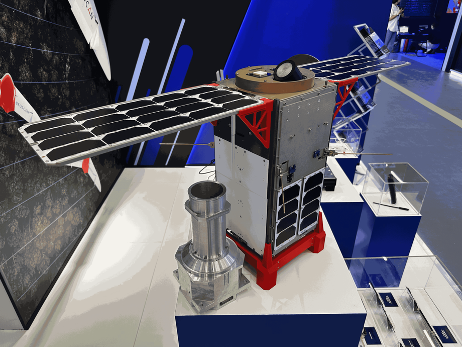Satélite&nbsp;«Geoscan 16U» 